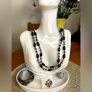 Brand New✨ Flapper Jewelry Set of Necklace, Bracelet, Earrings, Ring💃🏻